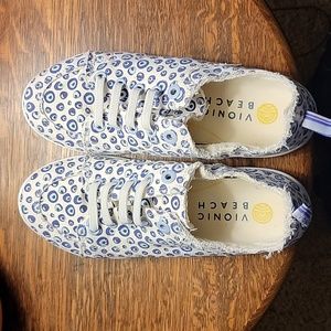 Vionic Beach shoes size 7